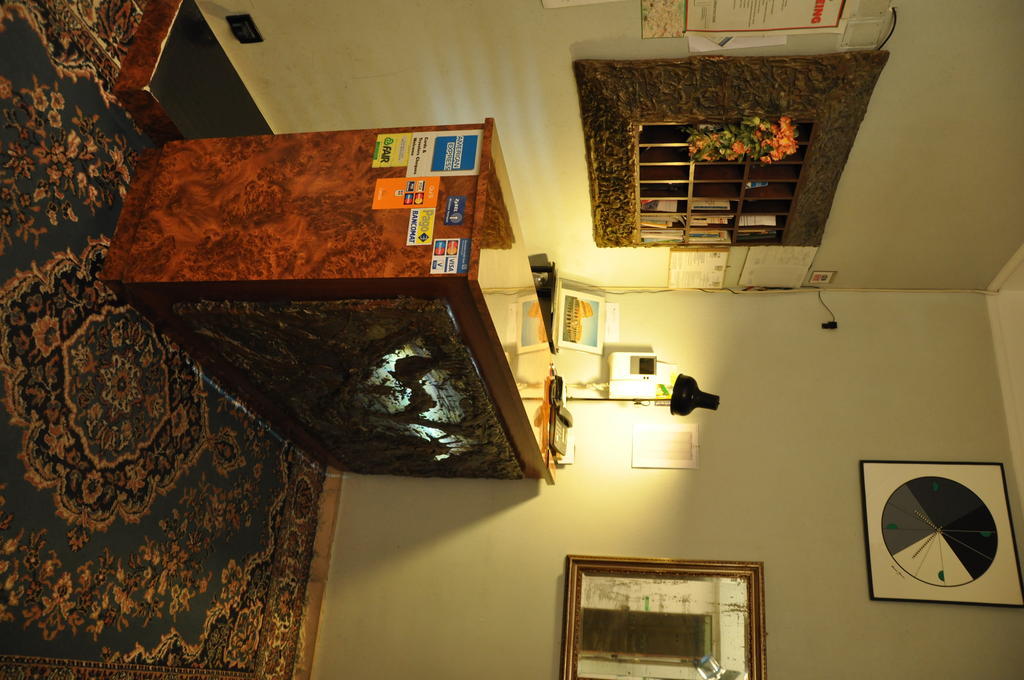 Albergo Sandra روما المظهر الخارجي الصورة